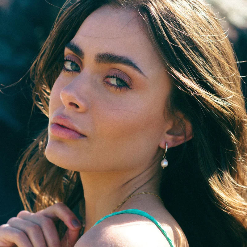 Nuvia Pendientes, Oro