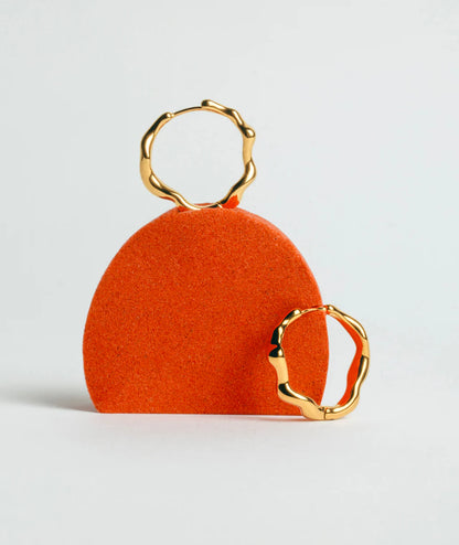 Molten Pendientes, Oro