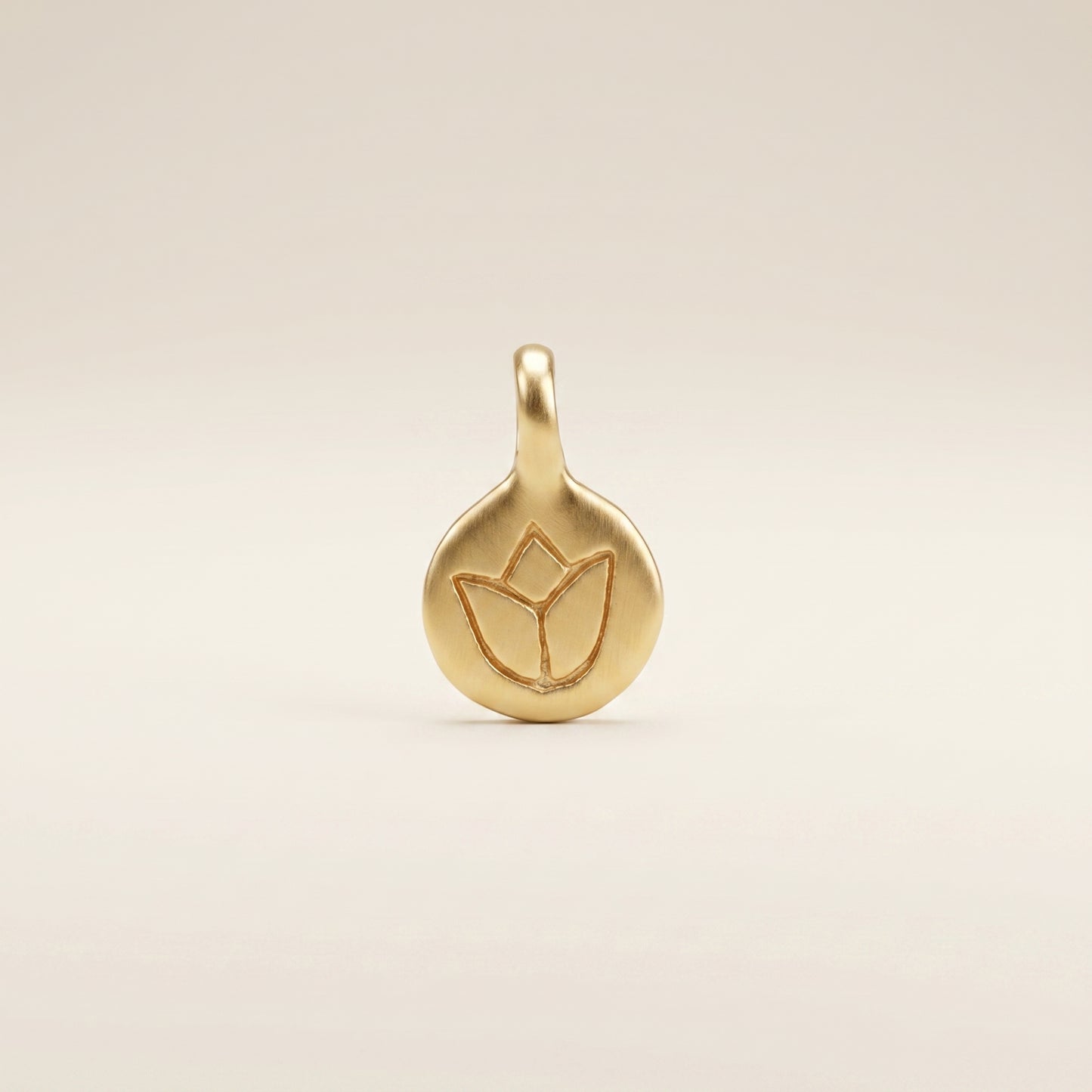 Charm Loto Sagrado