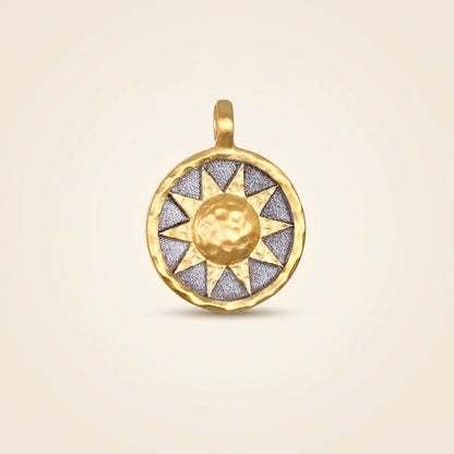 Charm Sol Dorado Sagrado